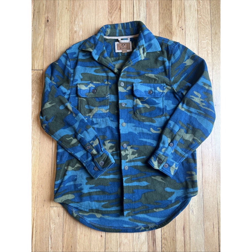 Outdoor Life Thick Heavy Soft Fleece Button-Up Camo Pattern Shirt‎ Large